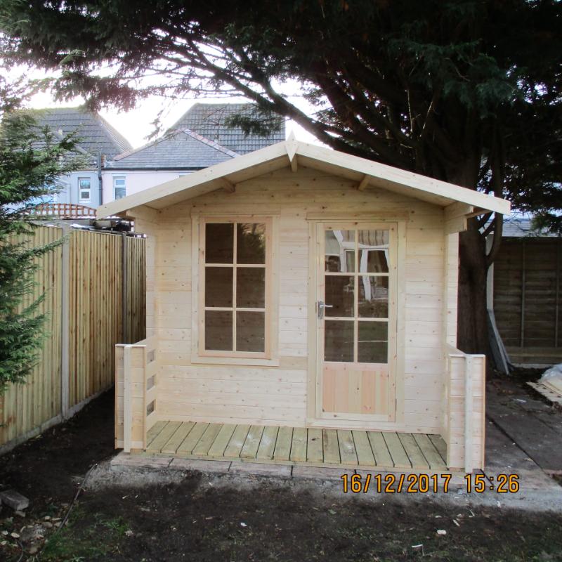 Shire Maulen with Verandah 7x7 19mm Log cabin
