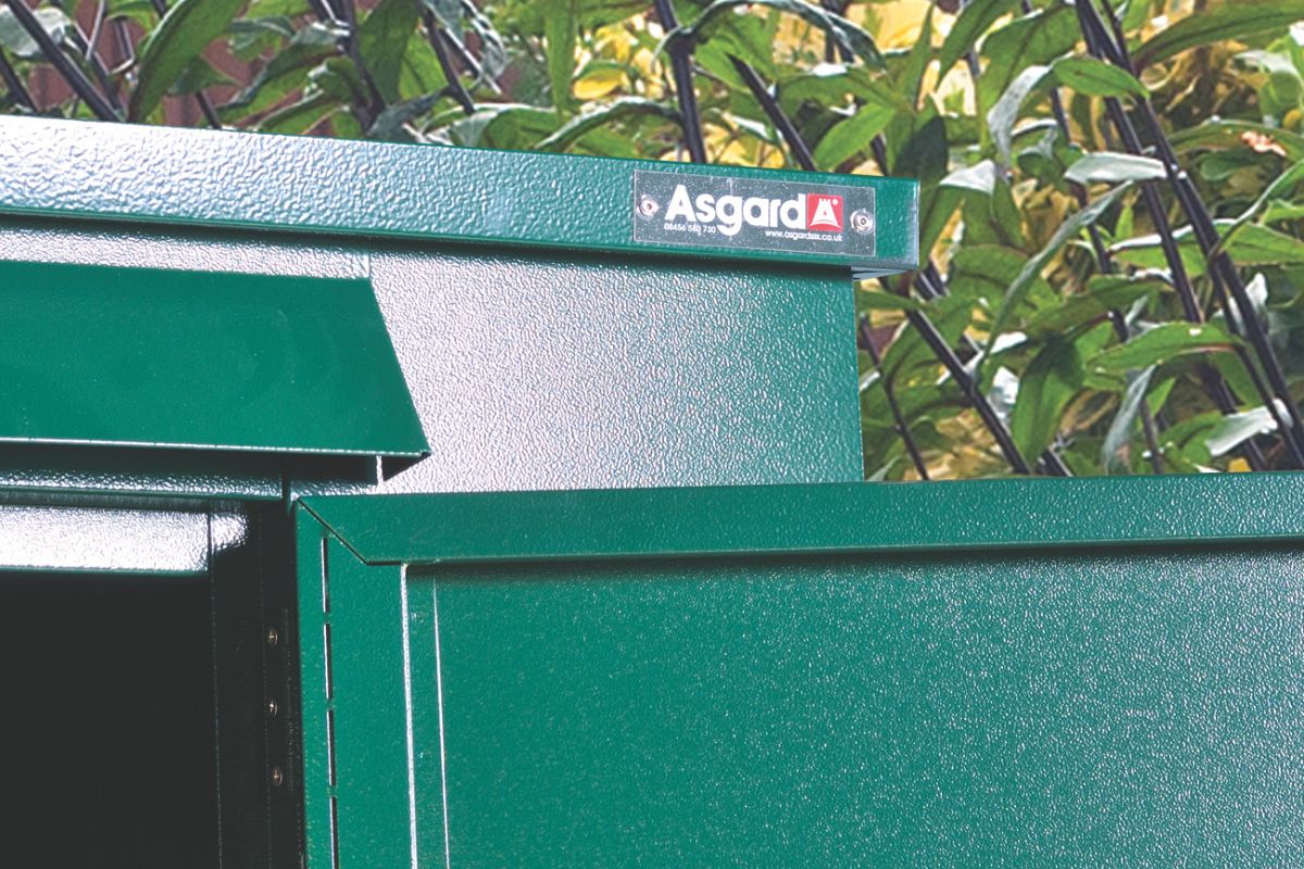 Asgard Trojan Plus 6ft 9"x 3ft 2" Metal Garden and Bike Shed - 5 point locking