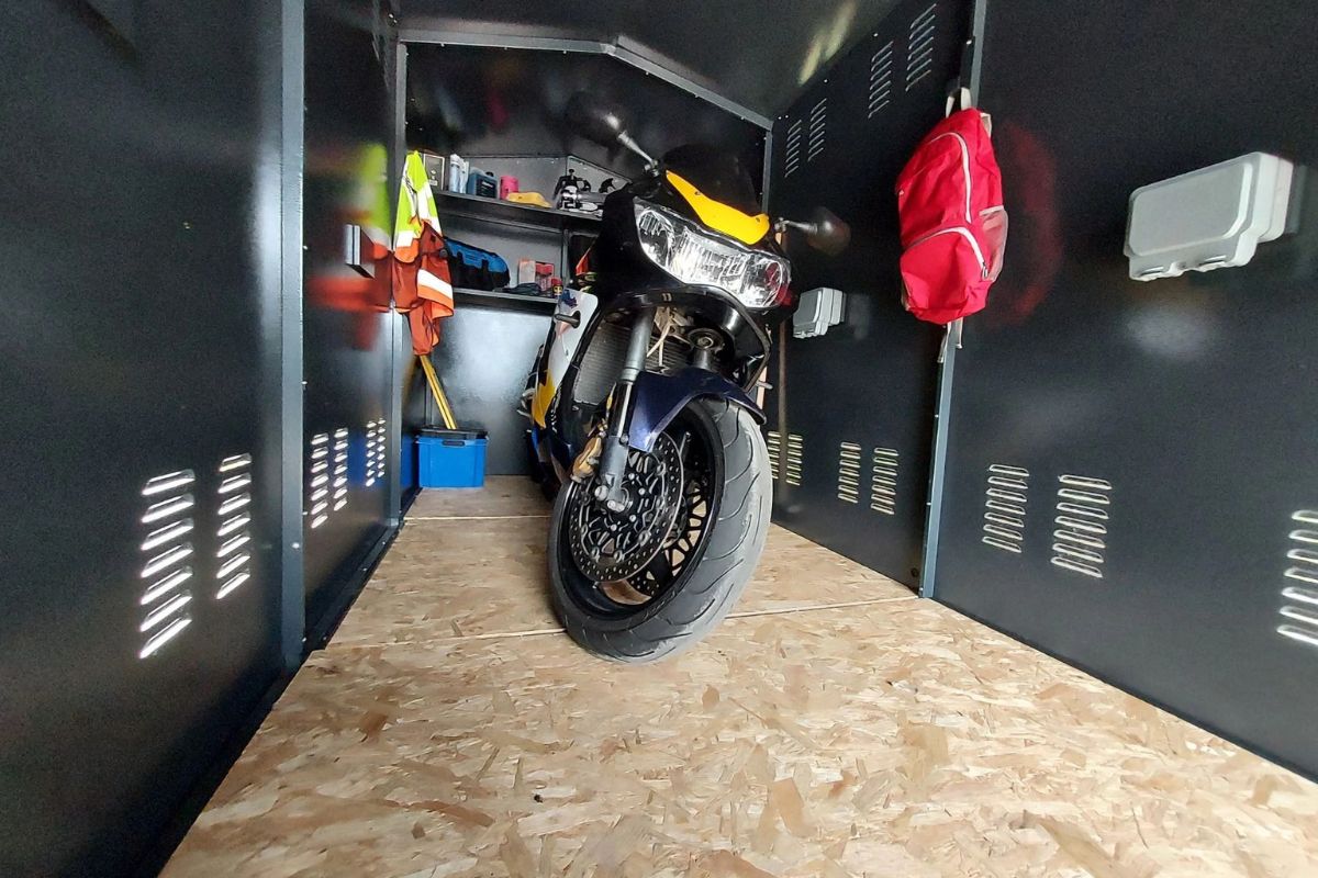 Asgard Centurion Motorbike Plus 2 Garage 5' x 18' Full Extension - Police Preferred Specification-Installation Available (Copy) (Copy)