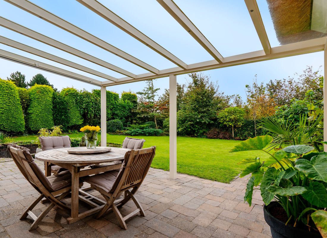 Deponti Pigato Aluminium Veranda with Glass Roof