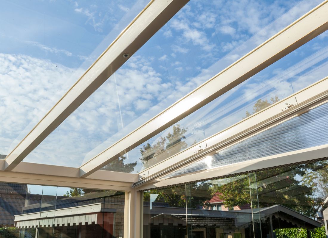 Deponti Pigato Aluminium Veranda with Glass Roof