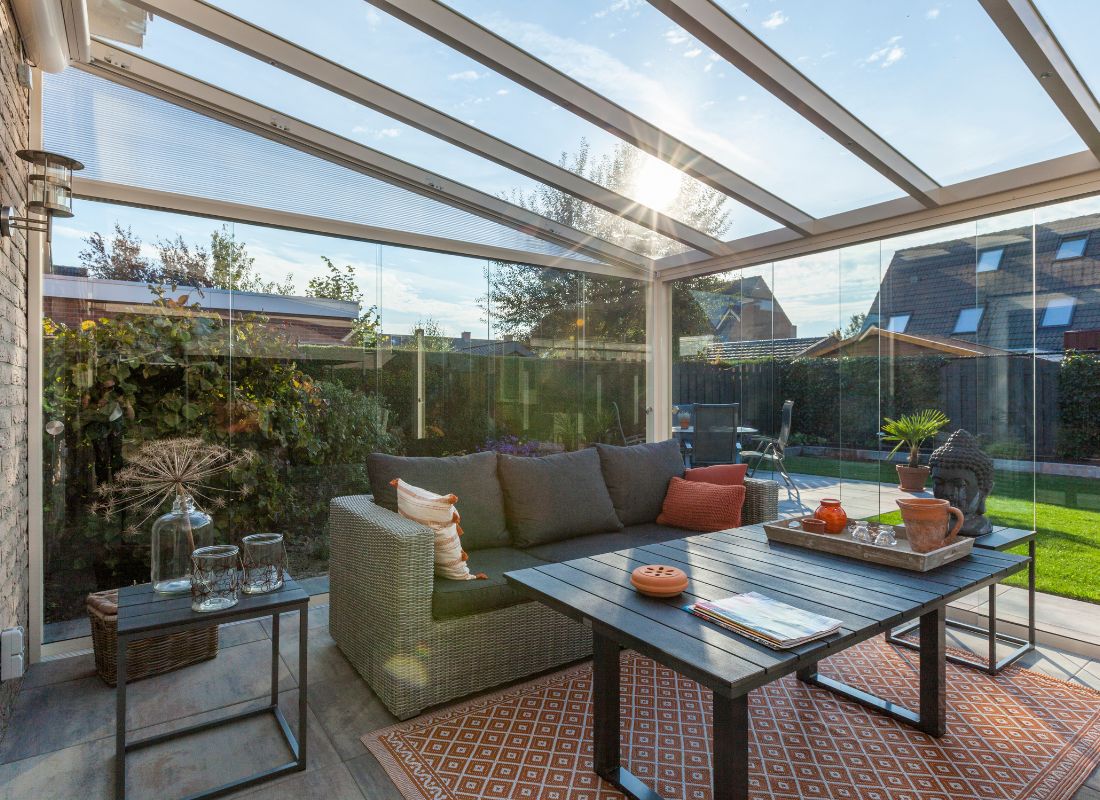 Deponti Pigato Aluminium Veranda with Glass Roof