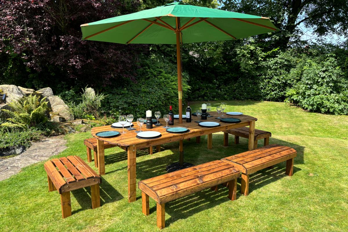 Charles Taylor - Knights Ten Seater Table Set