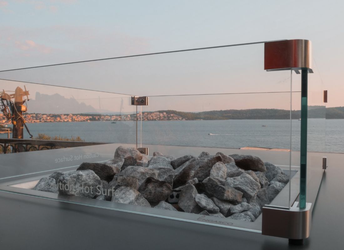Engasco Slava High 90cm2-120cm2 Fire Table