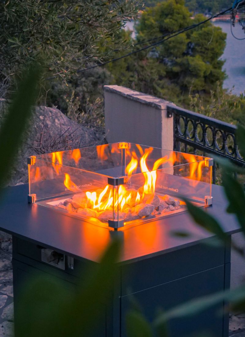 Engasco Slava High 90cm2-120cm2 Fire Table