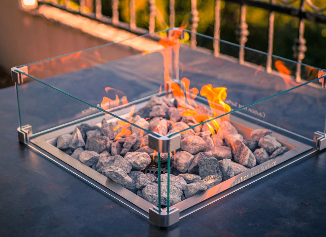 Engasco Slava Low 90cm2-120cm2 Fire Table