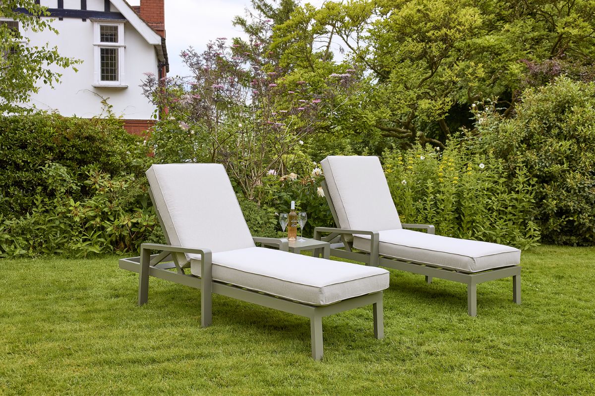 HEX Living Tutbury Footstool Garden Loungers Set with Side Table