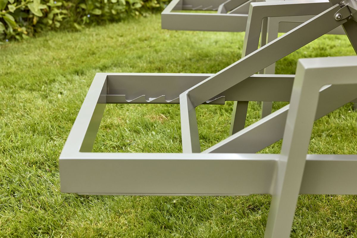 HEX Living Tutbury Footstool Garden Loungers Set with Side Table