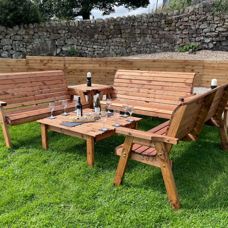 Charles Taylor - Nine Seater Balmoral Deluxe Set