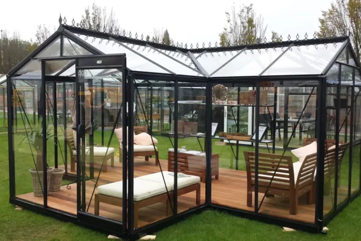 ACD Premium Greenhouse Living Room Babette – T Shape – 17ft x 12ft - Installation Available