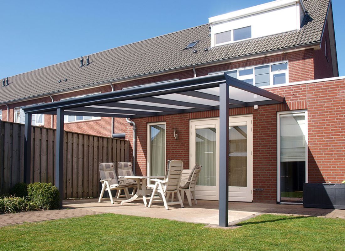 Deponti Bosco Aluminium Veranda with Polycarbonate Roof