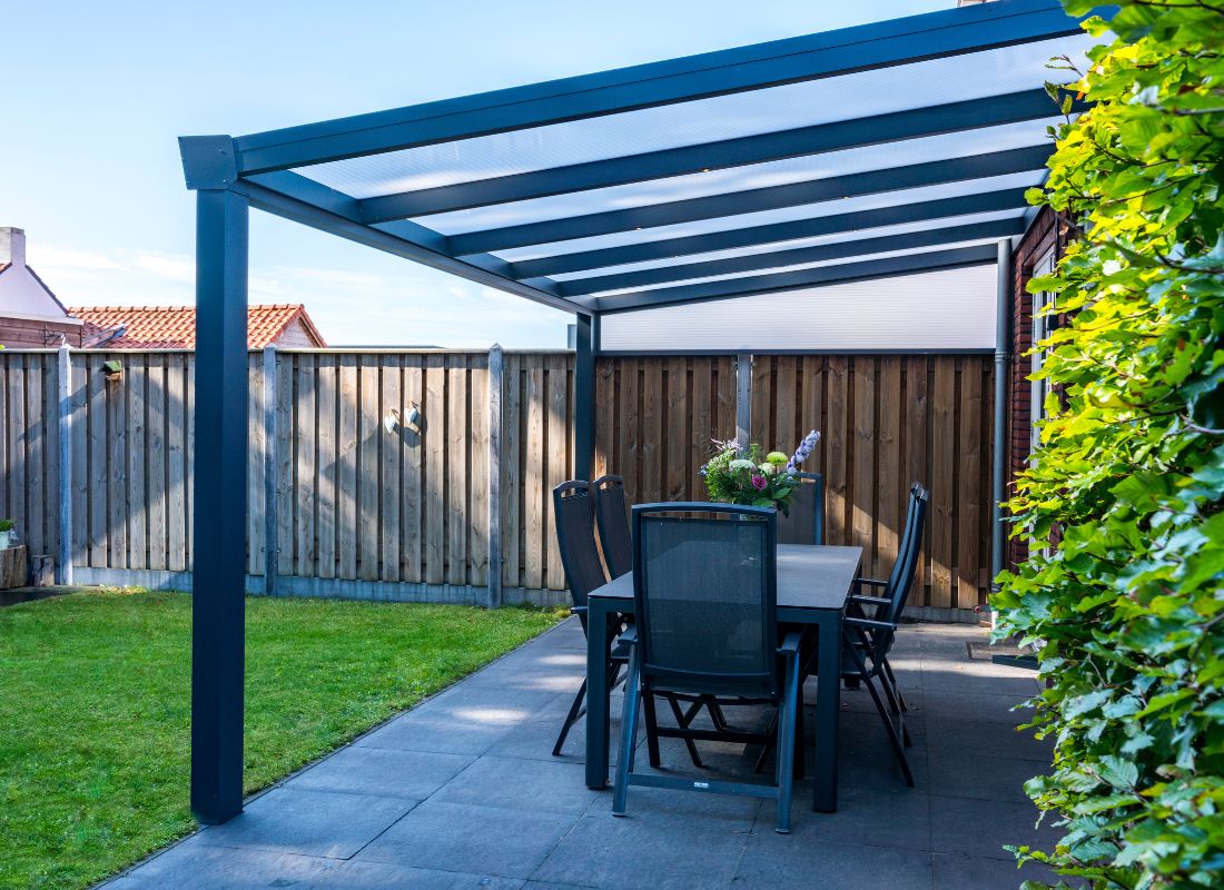 Deponti Giallo Aluminium Veranda with Polycarbonate Roof